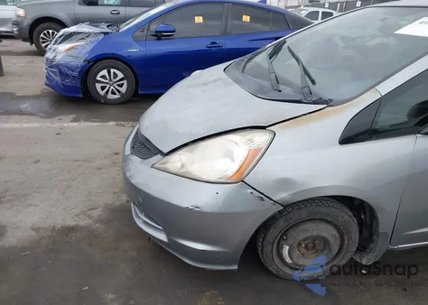 2009 Honda Fit из США, поврежденный, VIN JHMGE88279S055565